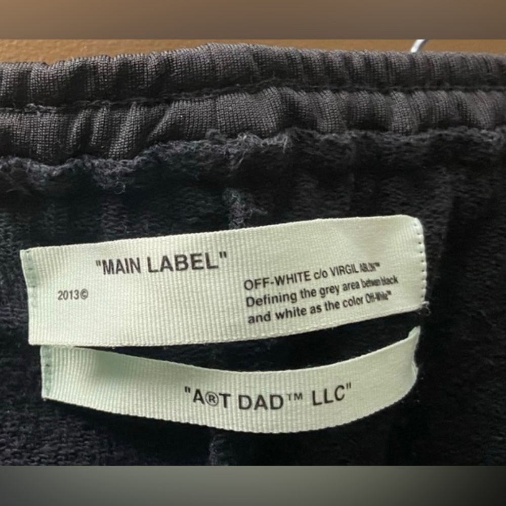 OFF WHITE Jogger - Picture 8 of 8